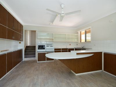 38 Barrymount Crescent, Mount Lofty