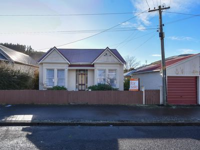 16 Crown Street, North East Valley