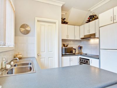 2 / 130 Newton, Blacktown