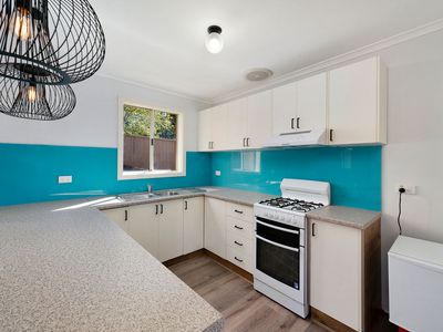 10 KITCHENER CRESCENT, Seymour