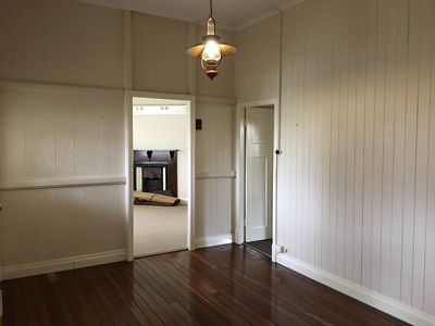 44 Taylor Street, Newtown