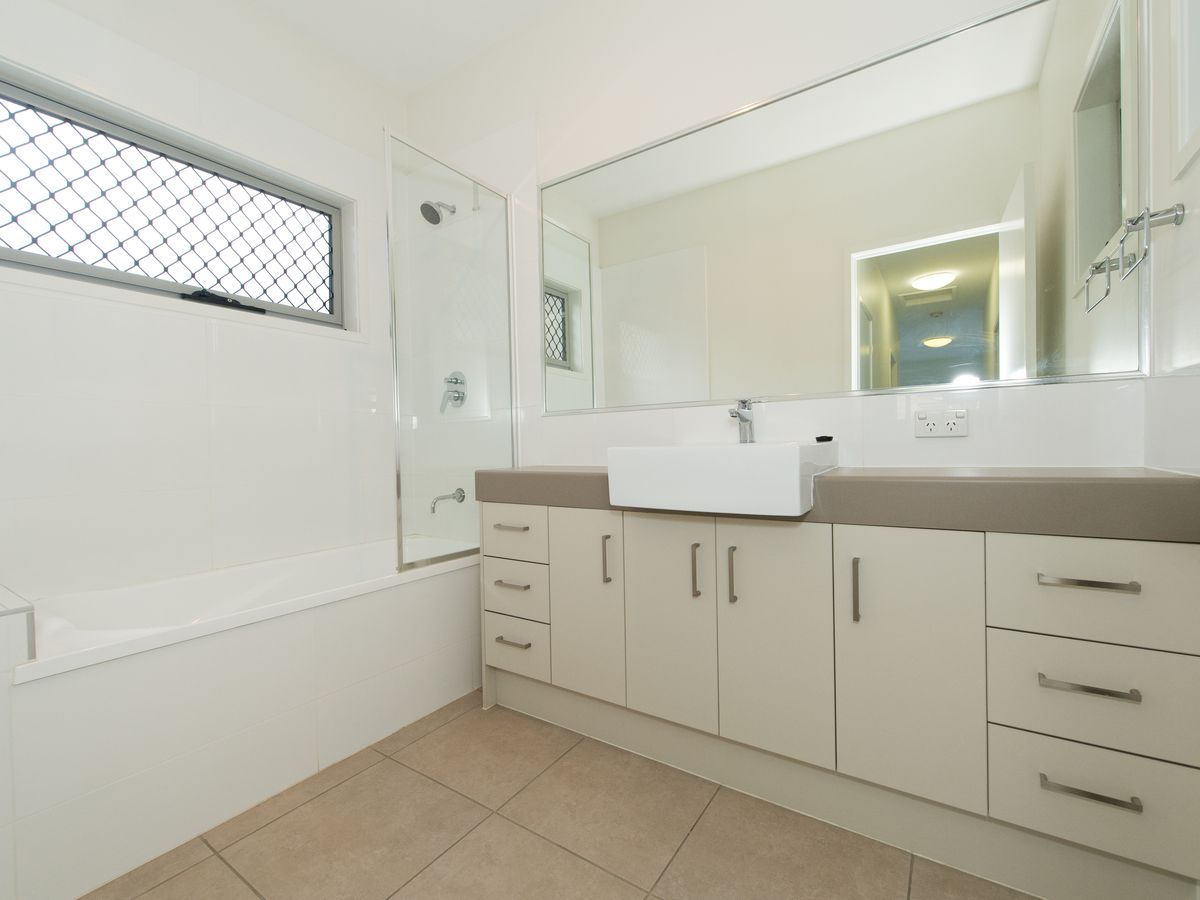 1 / 7 debra st, Salisbury