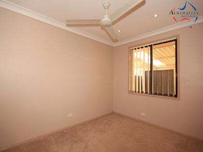 54 Menzies Circuit, St Clair