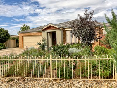 8 Peppercorn Place, Euroa 8 Peppercorn Place, Euroa