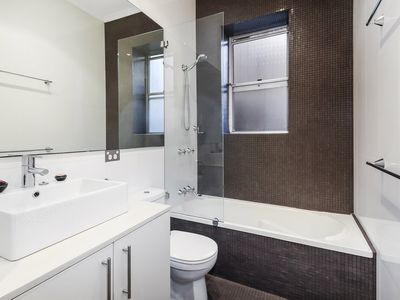 2 / 165-167 Victoria Street, Potts Point