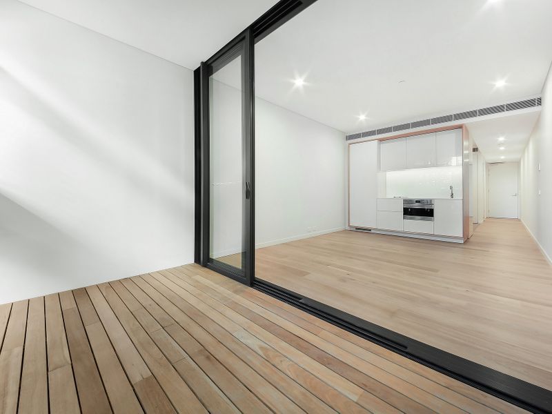 1114 / 1 Chippendale Way, Chippendale