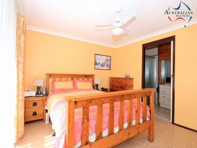 1 Plover Close, St Clair