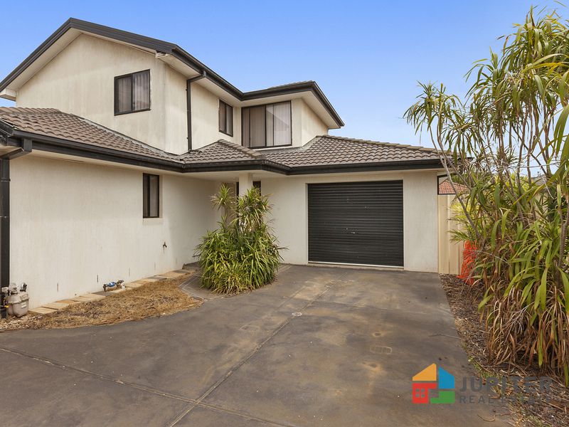 2 / 26 Kelvin Grove, Werribee