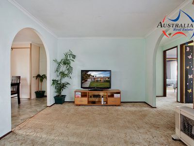 5 Tumut Place, St Clair