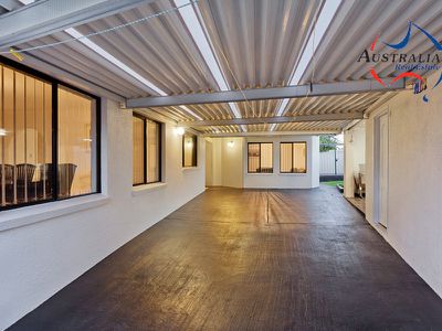 13 Hickory Place, St Clair