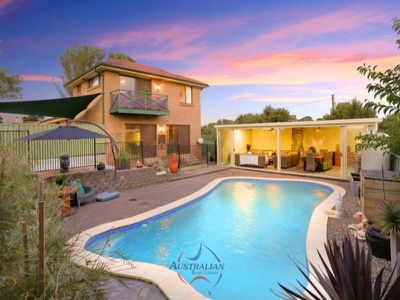 6 Omega Place, St Clair