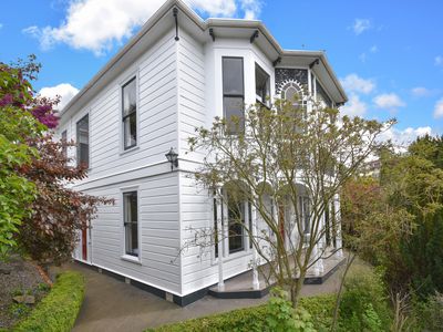 10 Littlebourne Road, Roslyn