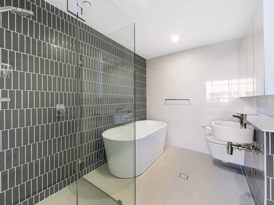 318 / 25 Rothschild Avenue, Rosebery