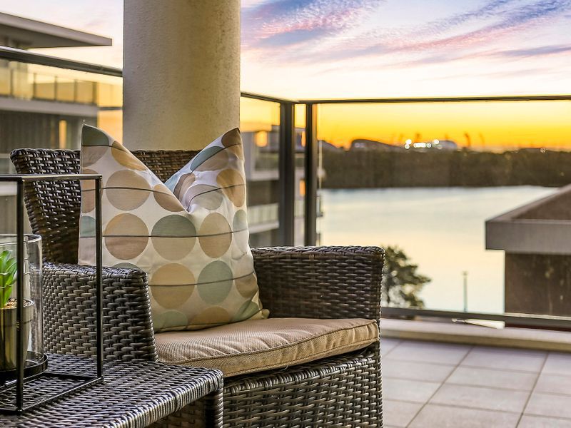 502 / 16 Shoreline Drive, Rhodes