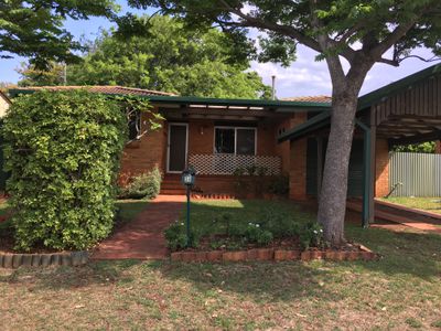 36 Rivett Street, South Toowoomba