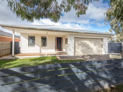 2A Rose Boulevard, Lancefield