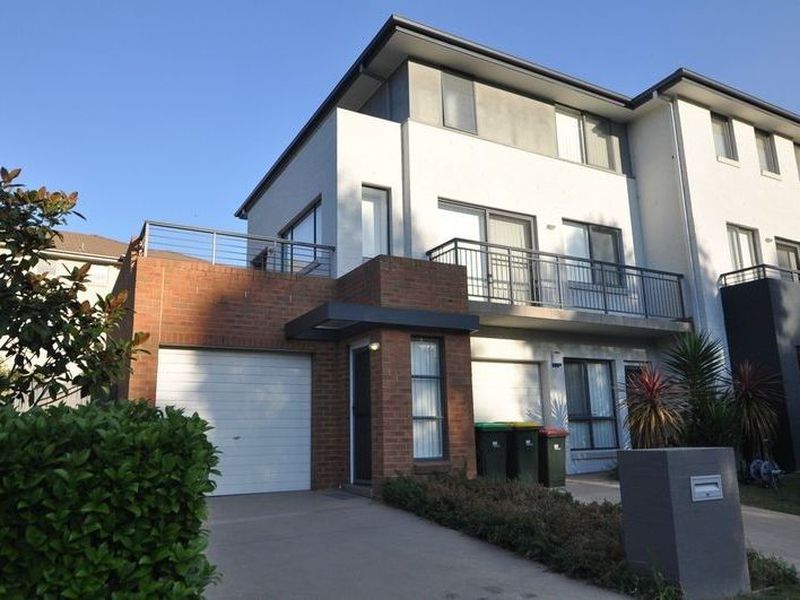 2 / 6 Parkwood Road, Holsworthy