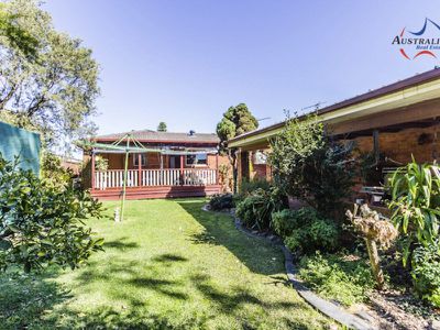 4 Mortimer Lewis Grove, St Clair