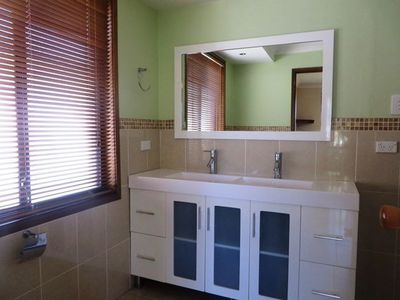 8 Whipbird Place, Erskine Park