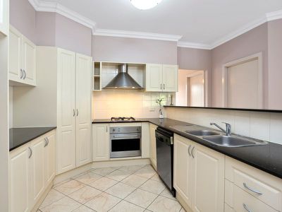 52 Banks Drive, St Clair