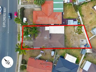 81 Explorers Way, St Clair