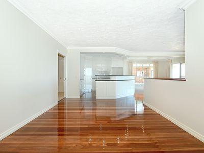 12 Katoomba Crescent, Prince Henry Heights