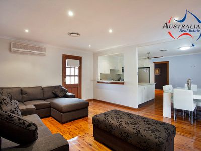 13 Alexandra Circuit, St Clair