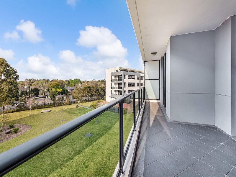 F569 / 17-19 Memorial Avenue, St Ives