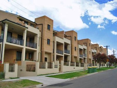 12 / 16-24 Lydbrook Street, Westmead