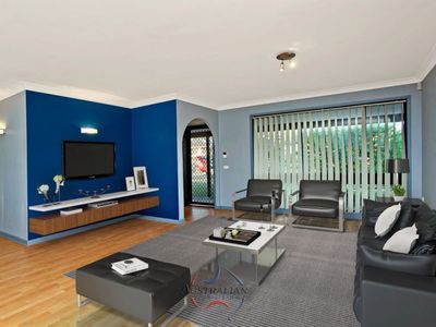 5 Feather Street, St Clair