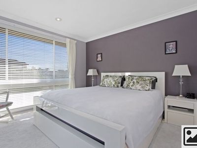 7 Falcon Crescent, Claremont Meadows