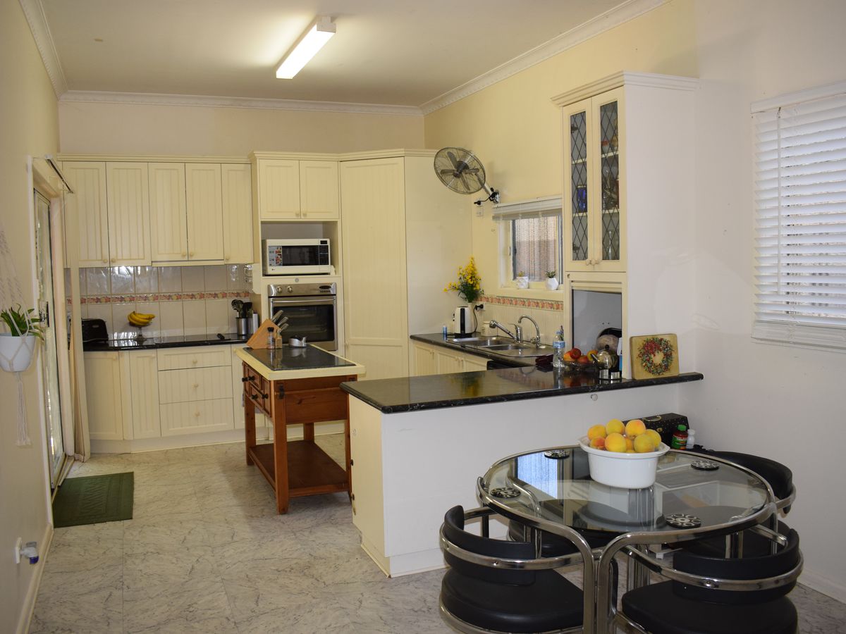 80 Sullivan Street, Inglewood