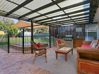 10 Tonga Close, St Clair