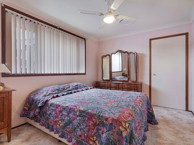 14 Pine Creek Circuit, St Clair