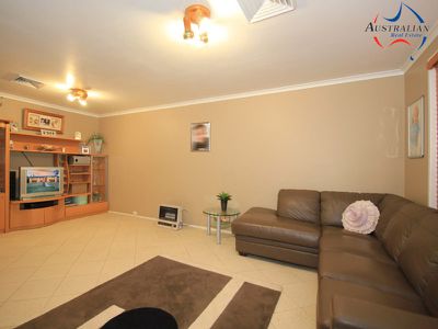 1 Meru Place, St Clair