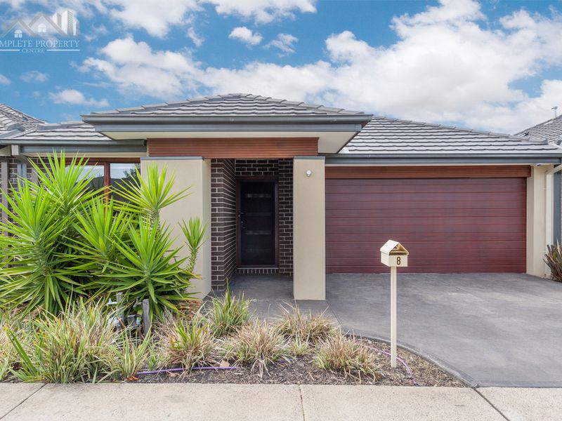 8 Saltbush Crescent, Craigieburn