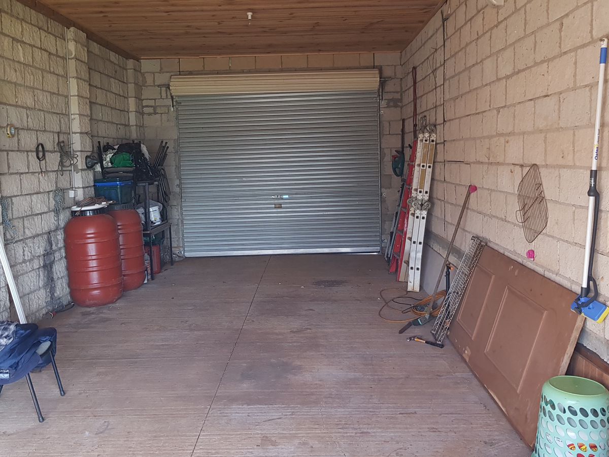 50 School Road, Corop