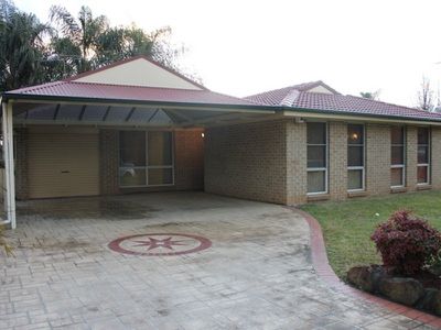 220 Banks Drive, St Clair