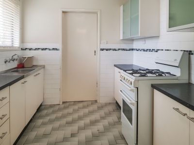 7 Utzon Court, St Clair