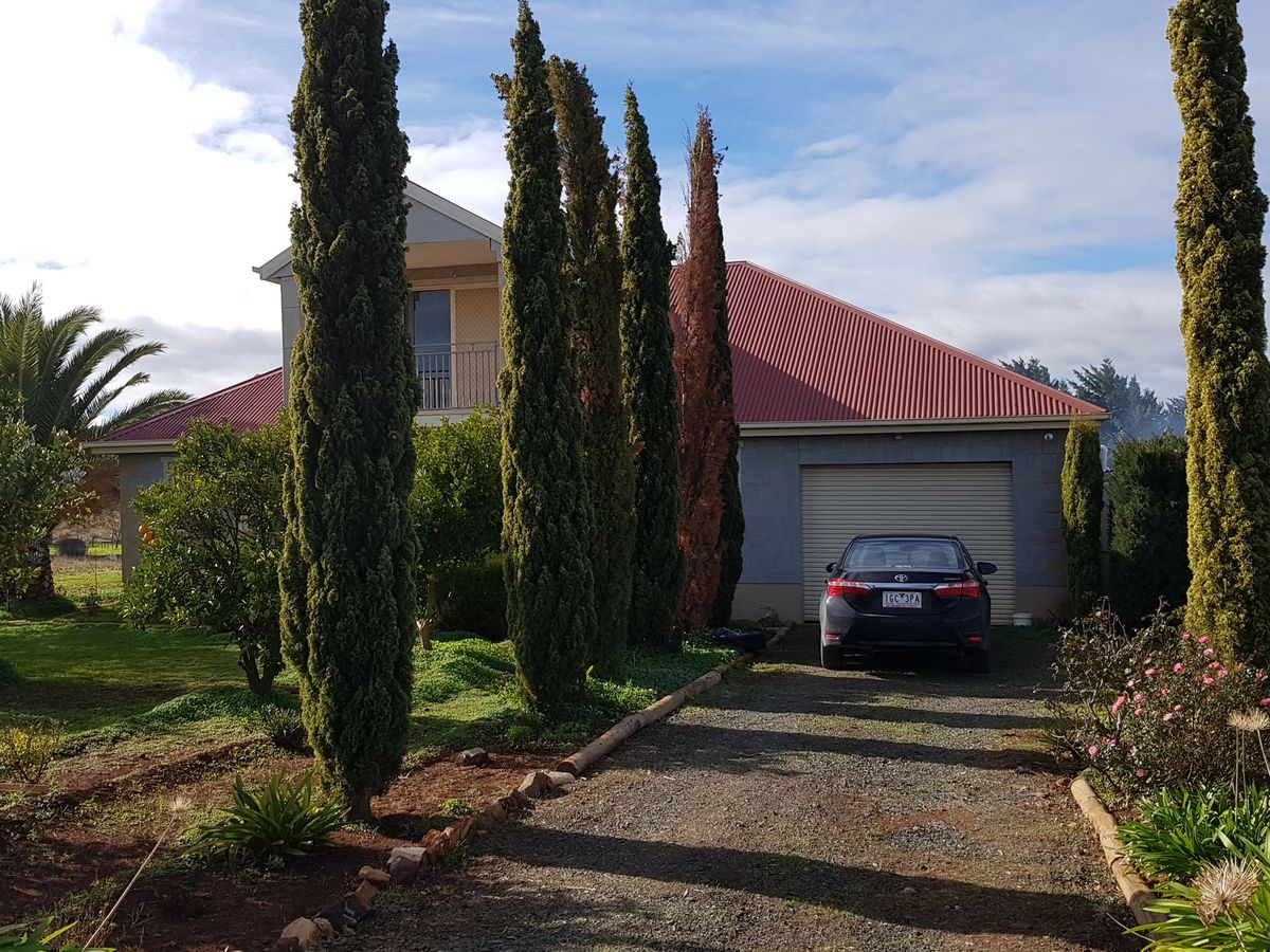 50 School Road, Corop