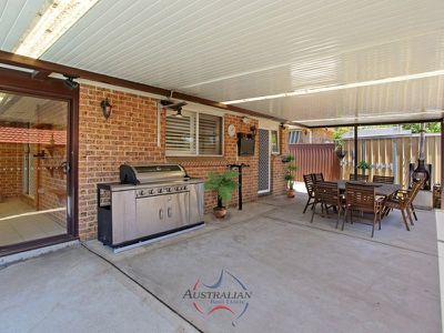 10 Tea Tree Way, Colyton