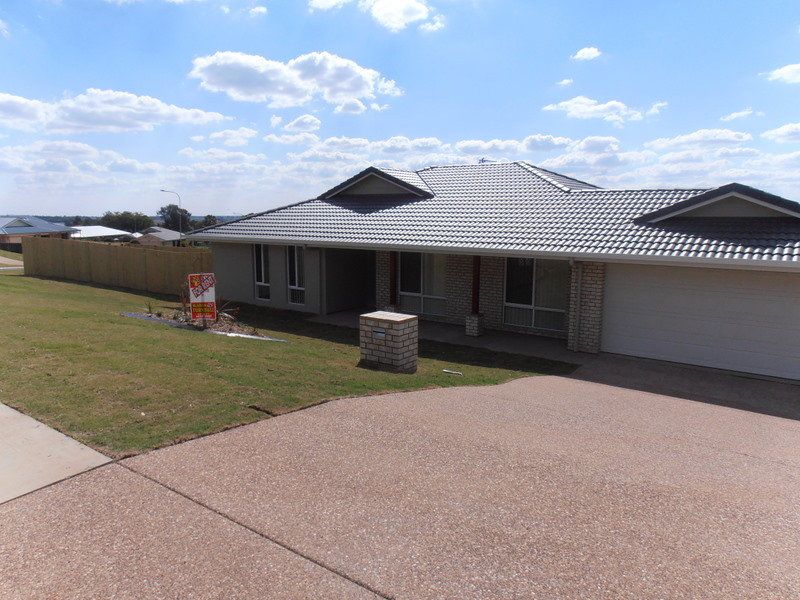 34 Aruma Drive, Oakey