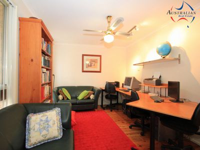 11 Rochford Street, St Clair