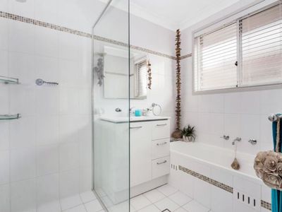 6 Chad Place, St Clair