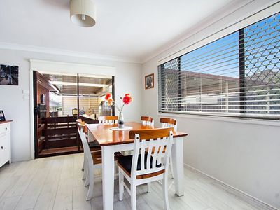 17 Arcadia Place, Colyton