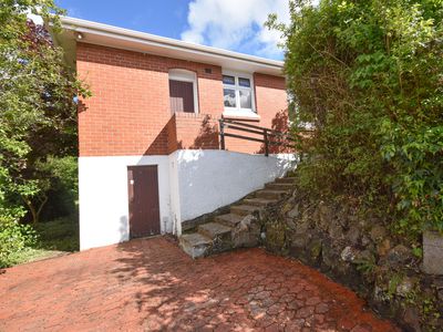 13 Thomson Street, Lookout Point