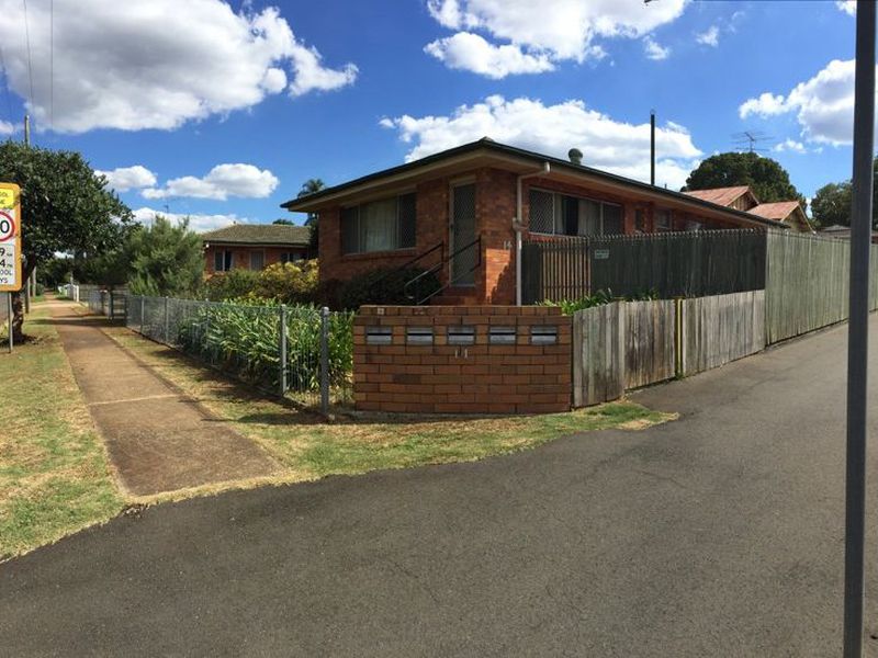 1 / 14 Taylor Street, Toowoomba City