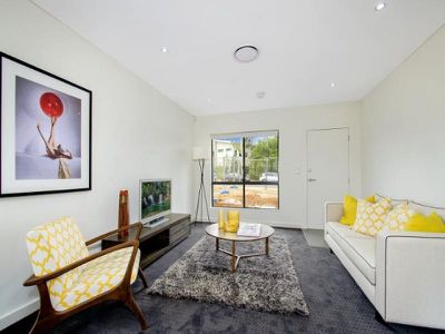 3 / 2 McCausland Place, Kellyville