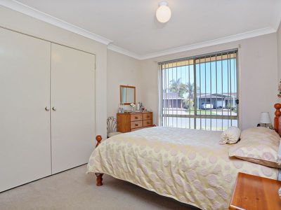 2B Marne Place, St Clair