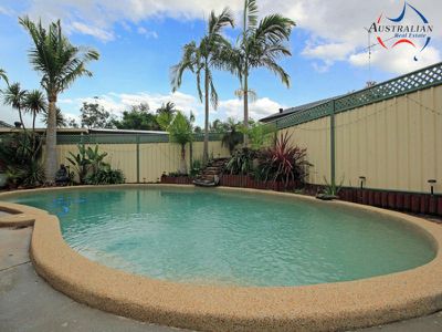 6 Redfern Glen, St Clair